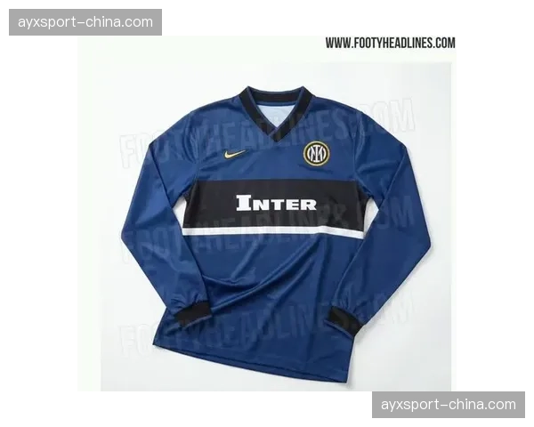 耐克发布AC米兰2026-27赛季复古风格概念球衣