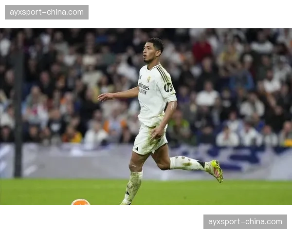 官方:西班牙足协驳回皇马对贝林厄姆红牌的上诉 官方:西班牙足协驳回皇马对贝林厄姆红牌的上诉