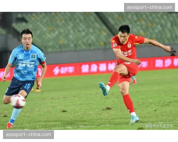 【2026年4月中超联赛·赛后·速报长春亚泰1-0小胜青岛西海岸，谭龙制胜头球